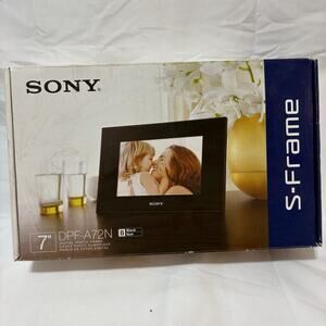 *NIB* Sony DPF-D72N 7-Inch LCD Digital WVGA 16:10 Photo Frame Black